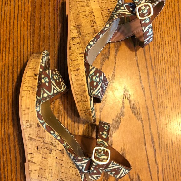 Christian Siriano fabric boho print cork wedges - Picture 6 of 7